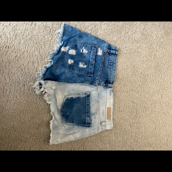 Blank NYC, Wedgie Jean Shorts, Size 27 - Picture 2 of 3